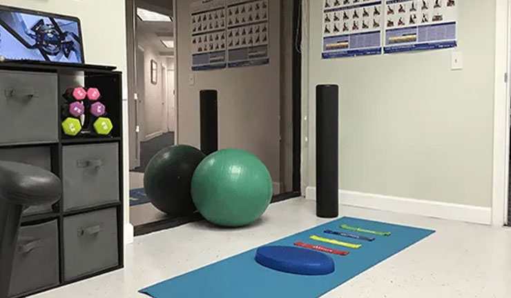 treatment room of Delray Beach Auto Accident Injury Chiropractic